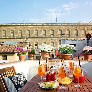 https://great-location-just-infront-of-pitti-palace.it-tuscanyhotel.com