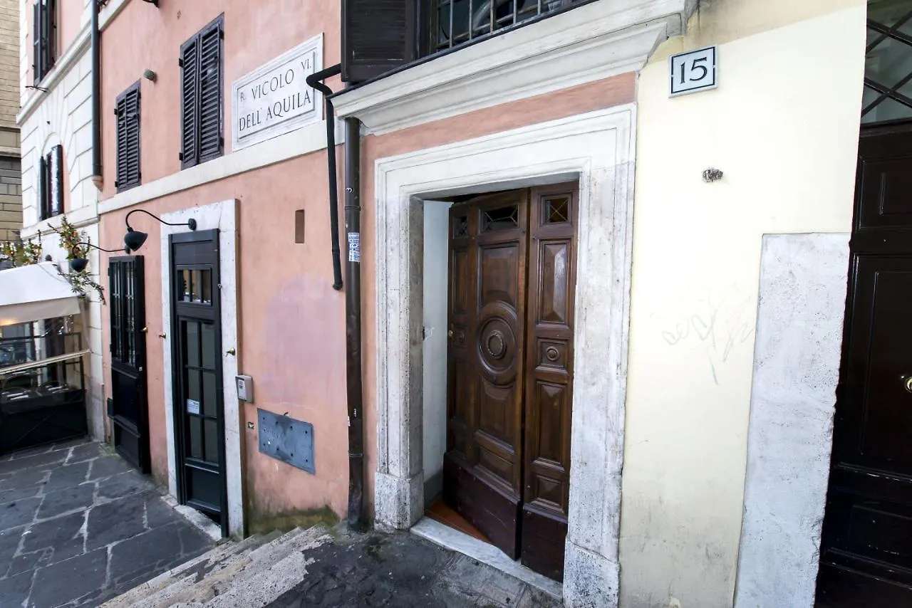 Vicolo Dell'Aquila - Residenze Romanae Itália